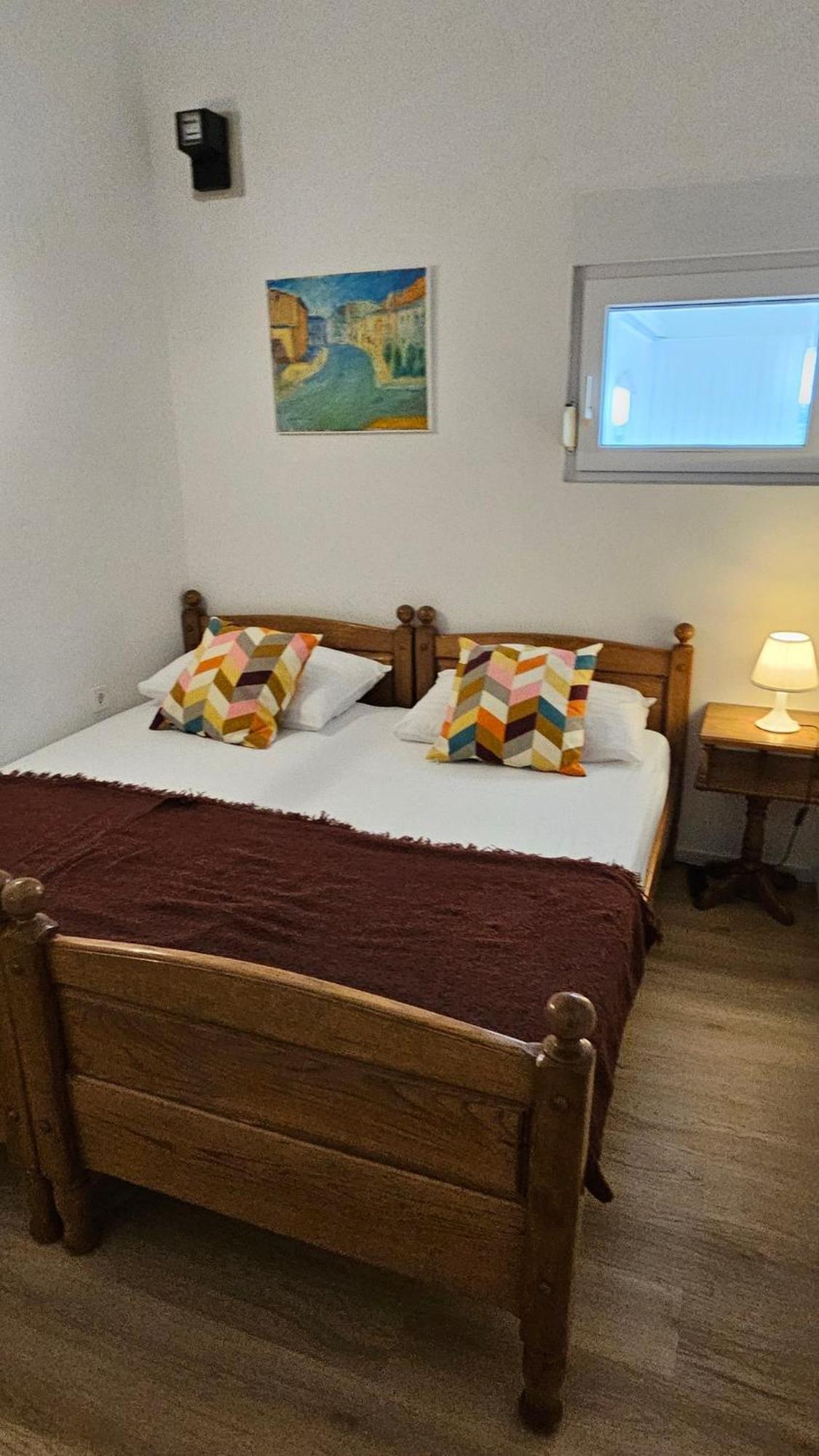 Apartmani Ela Prvić Luka Eksteriør billede